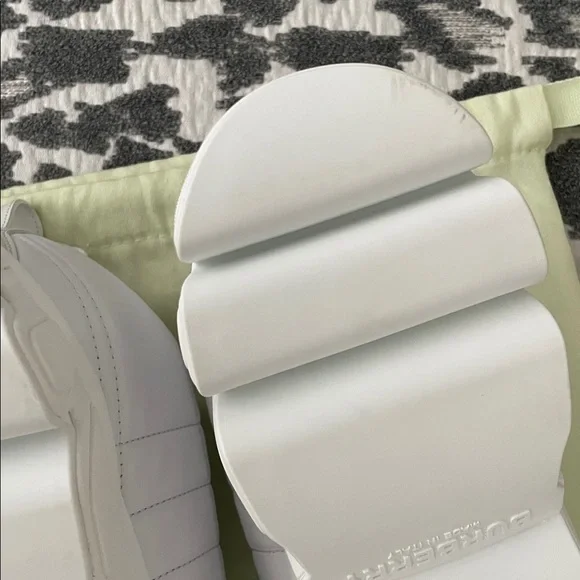 Burberry Leather Quilted White Sneakers - Picture 17 of 17